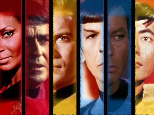 Foto com recortes verticais das personagens do primeiro elenco de Star Trek